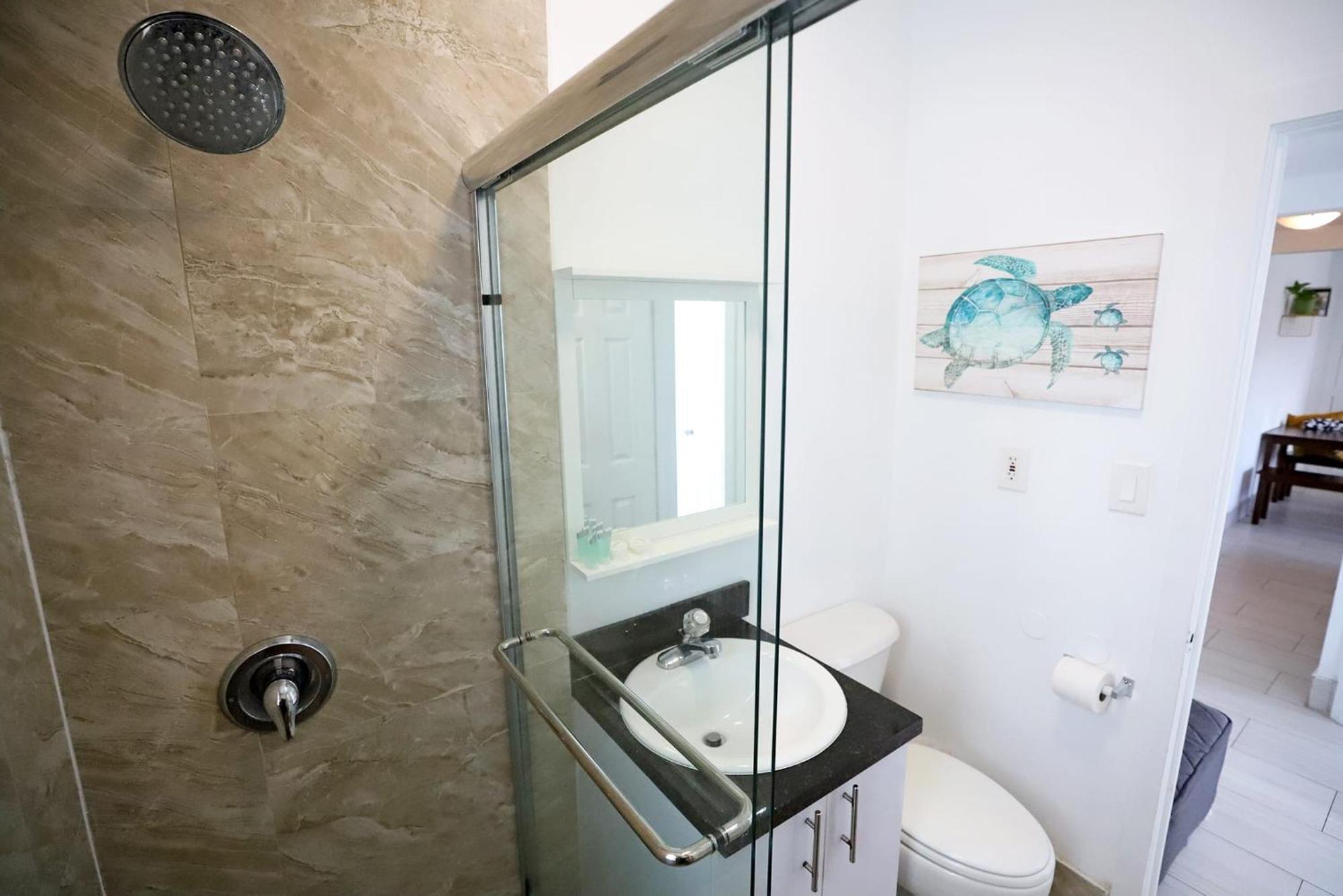 2 Bedroom Apartment 3 Minute Walk To South Beach & Ocean Drive Miami Beach Esterno foto